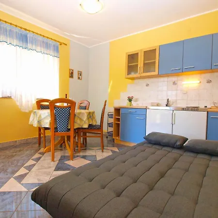 Marino 1127 Banjole